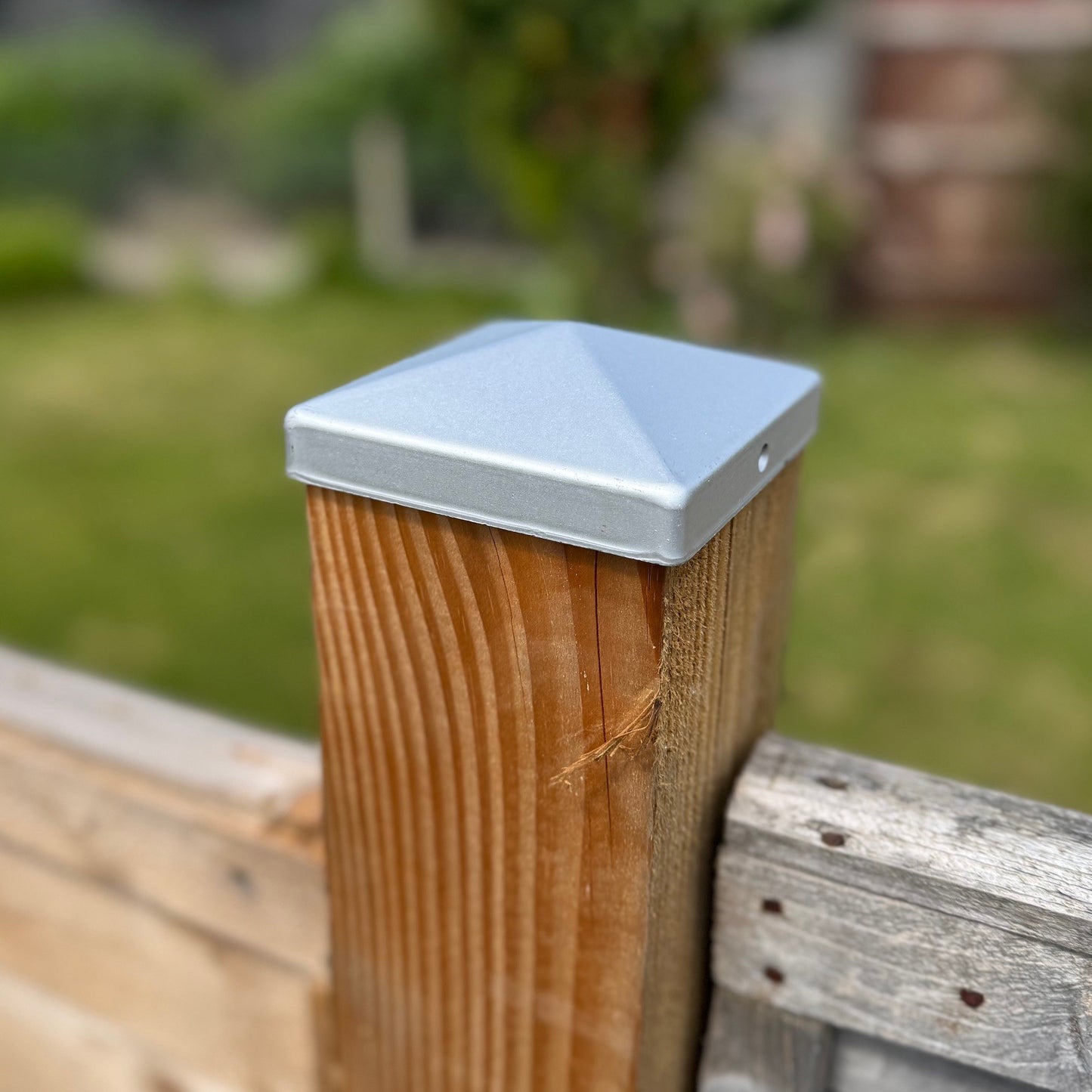 Galvanized Steel Pyramid Shape Fence Post Caps (Pack of 10)