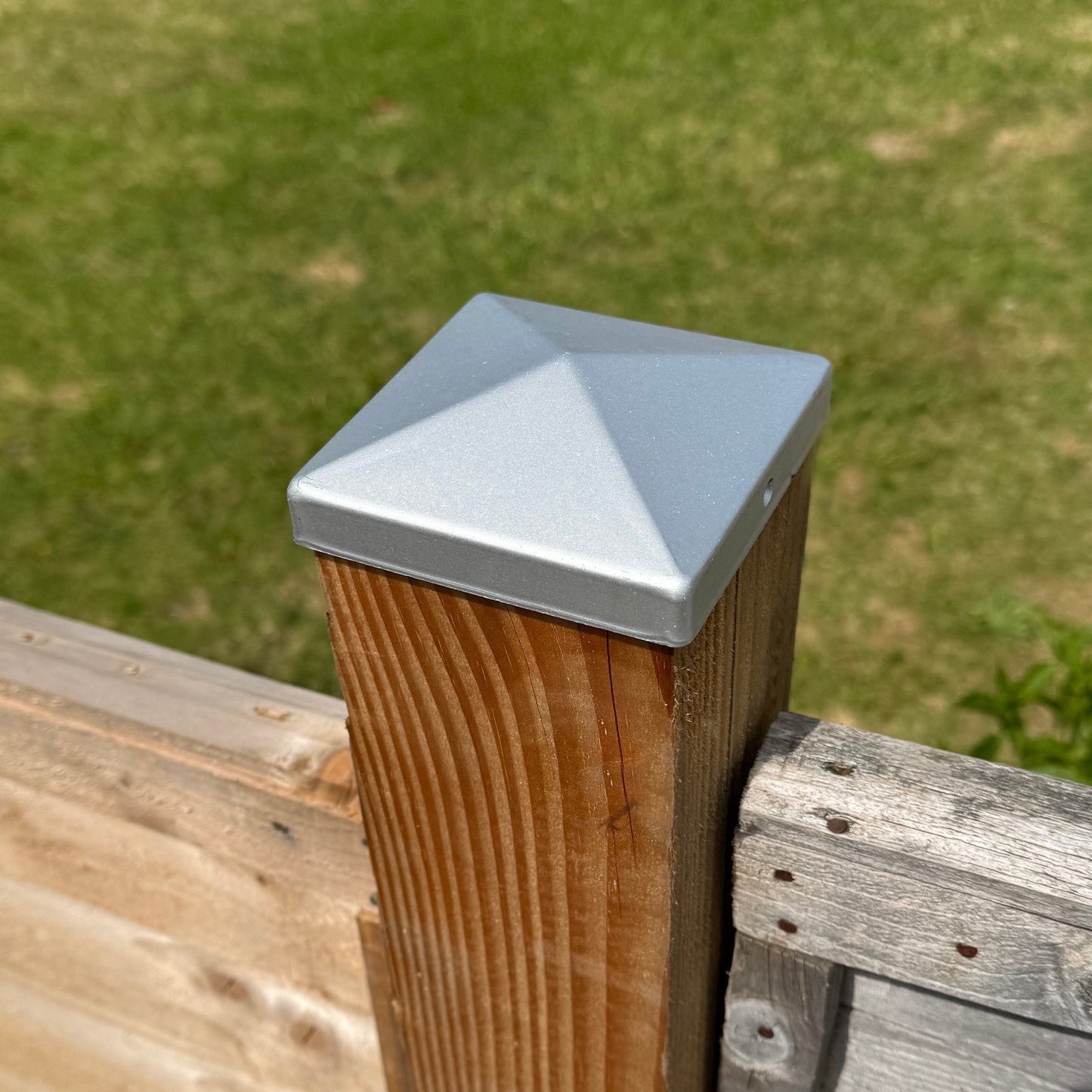 Galvanized Steel Pyramid Shape Fence Post Caps (Pack of 10)