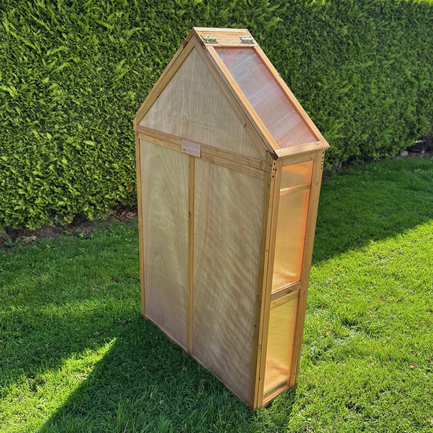 Wooden Framed Polycarbonate Apex Growhouse Mini Greenhouse