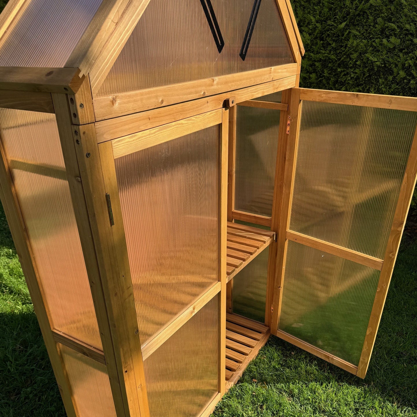 Wooden Framed Polycarbonate Apex Growhouse Mini Greenhouse