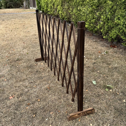 Freestanding Expanding Willow Garden Trellis Screen (196cm x 90cm)