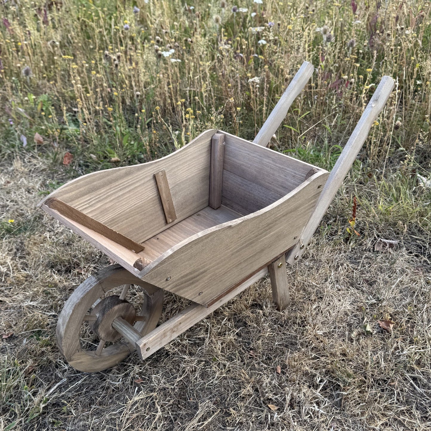 Wooden Garden Wheelbarrow Planter with Liner