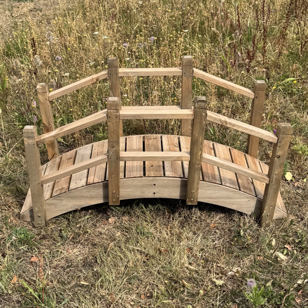 Ornamental Wooden Garden Bridge for Pond & Border Decoration