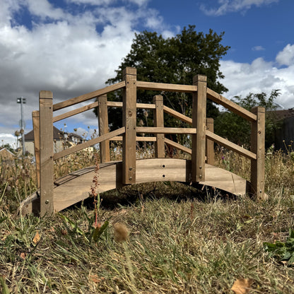 Ornamental Wooden Garden Bridge for Pond & Border Decoration