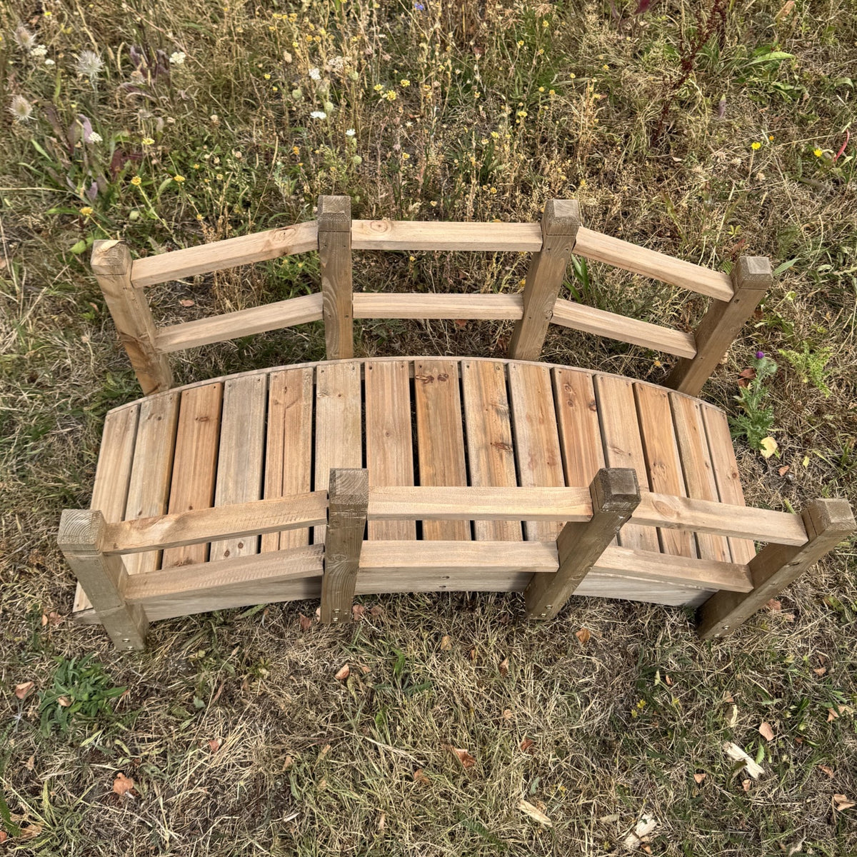 Ornamental Wooden Garden Bridge for Pond & Border Decoration