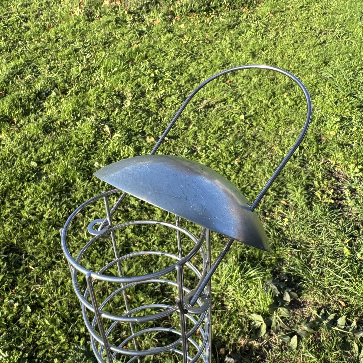 Heavy Duty Hanging Bird Suet Fat Ball Feeder