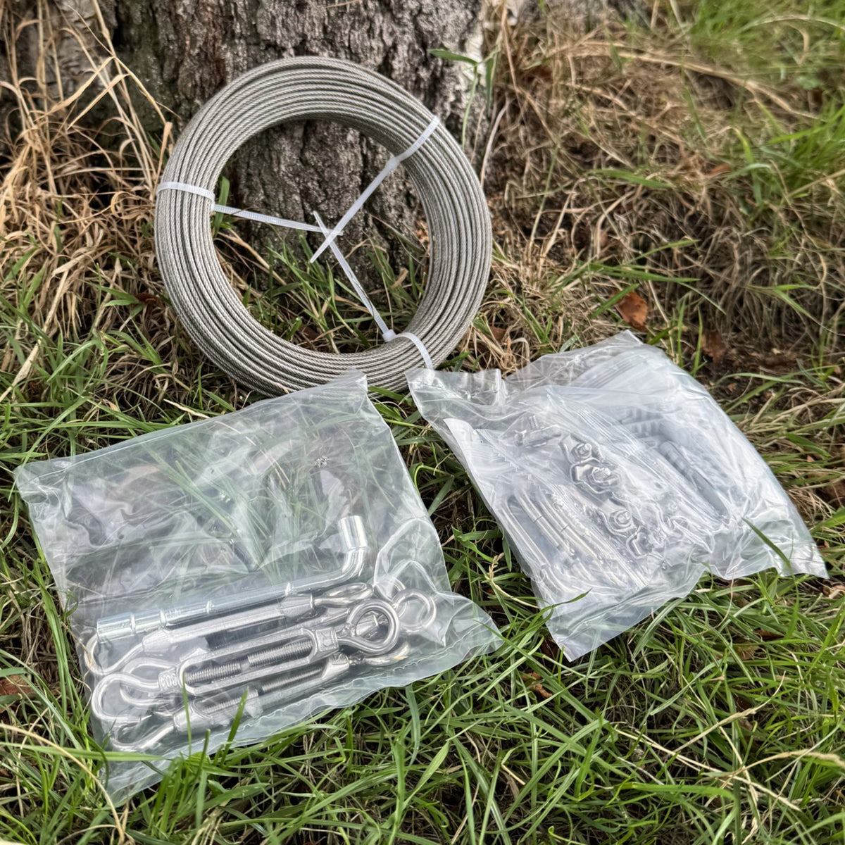 45m Stainless Steel Garden Wire Kit for Climbing Plants, Trellis Fixing, Fence Wire (71 Pieces)