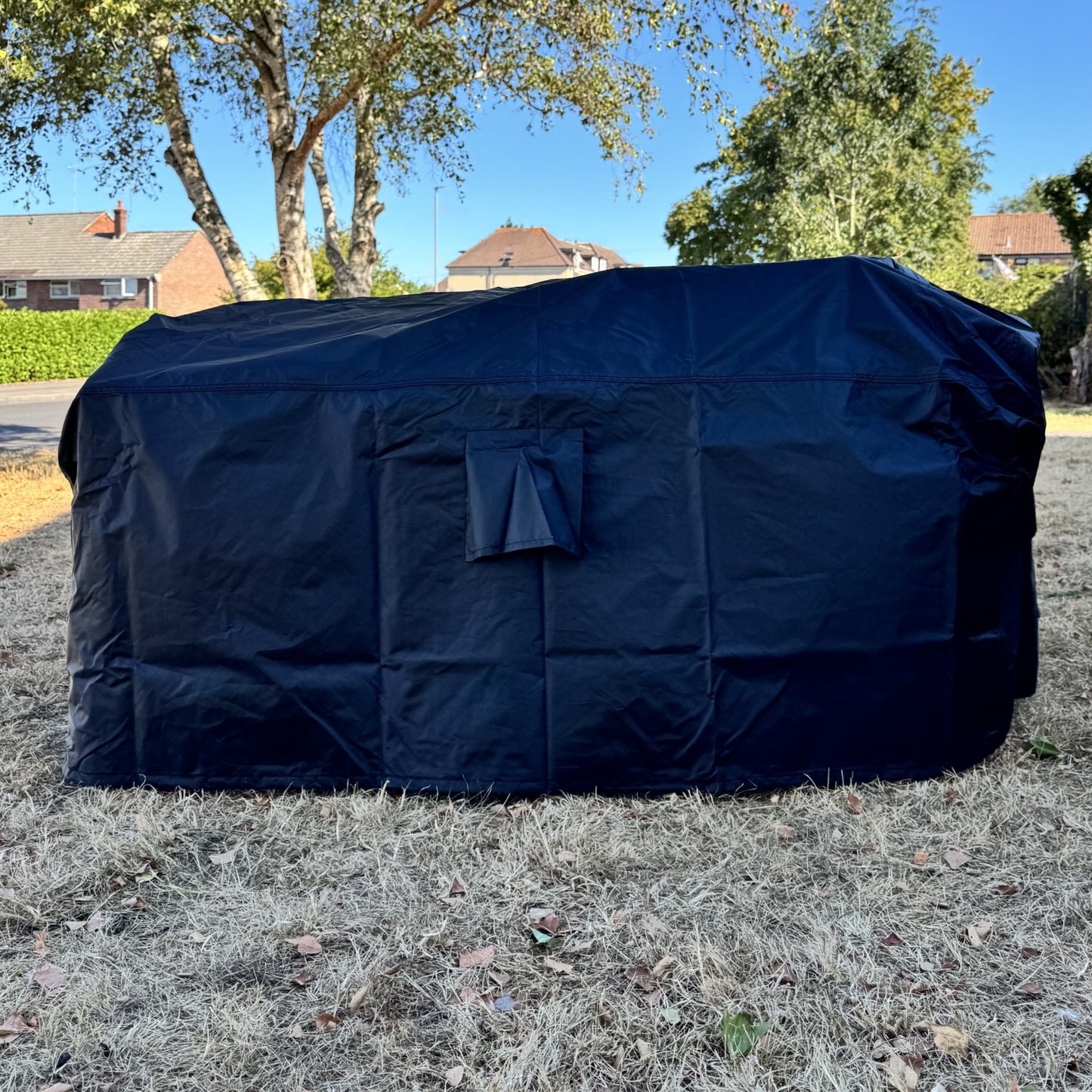 Premium Waterproof Picnic Table Garden Furniture Cover in Black (1.57m)
