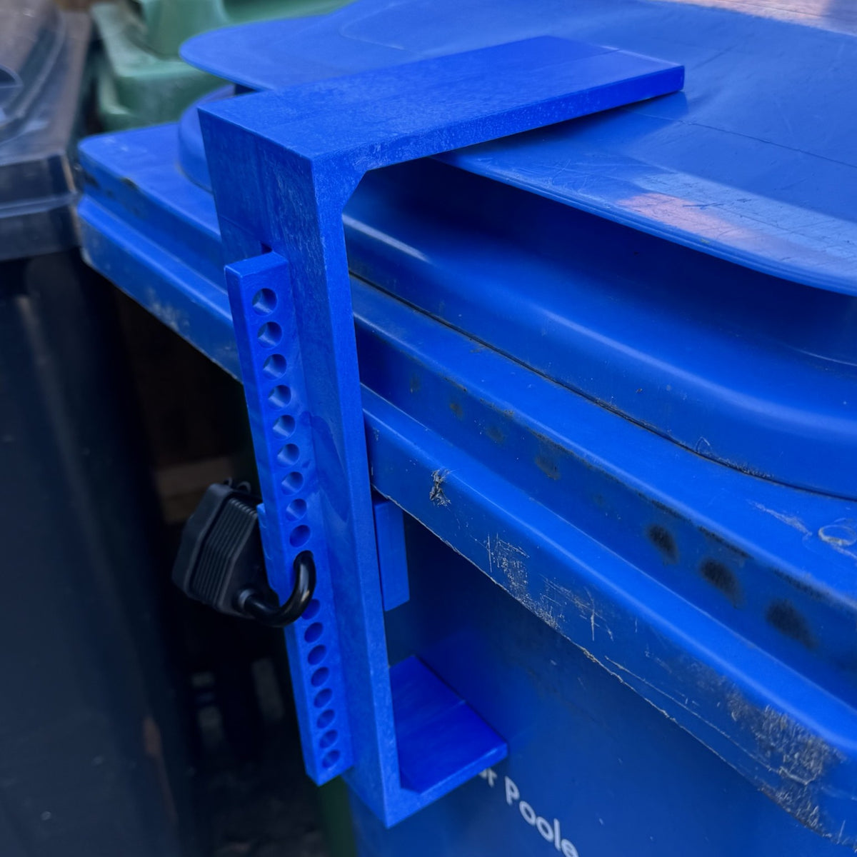 Wheelie Bin Tough Plastic Security Lock with Padlock - Blue