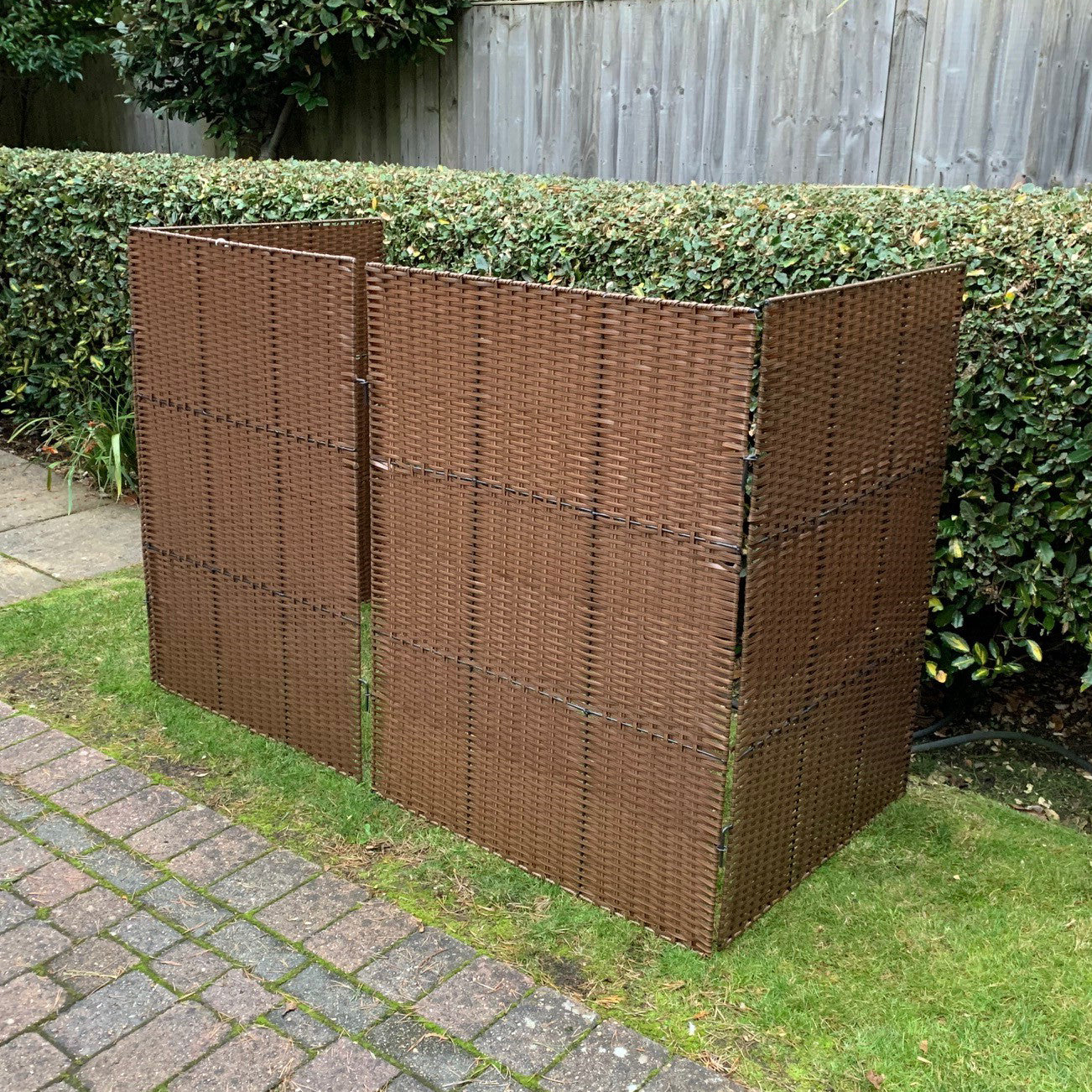 Rattan Effect Wheelie Bin Screen (Triple)