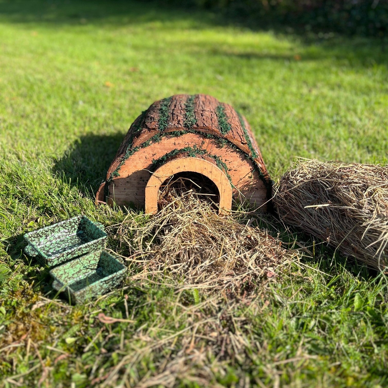 Hedgehog Villa | Hedgehog house for wintering for hedgehogs on sale | Gift for Christmas | Birthday present